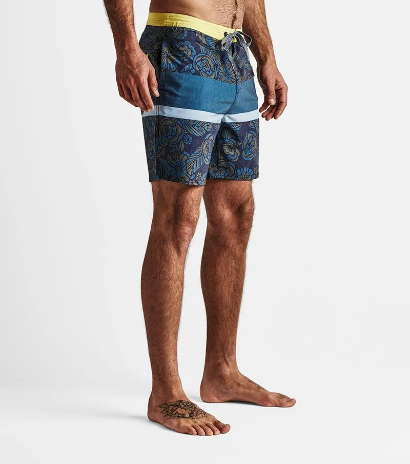 Chiller Warung 17" Boardshort