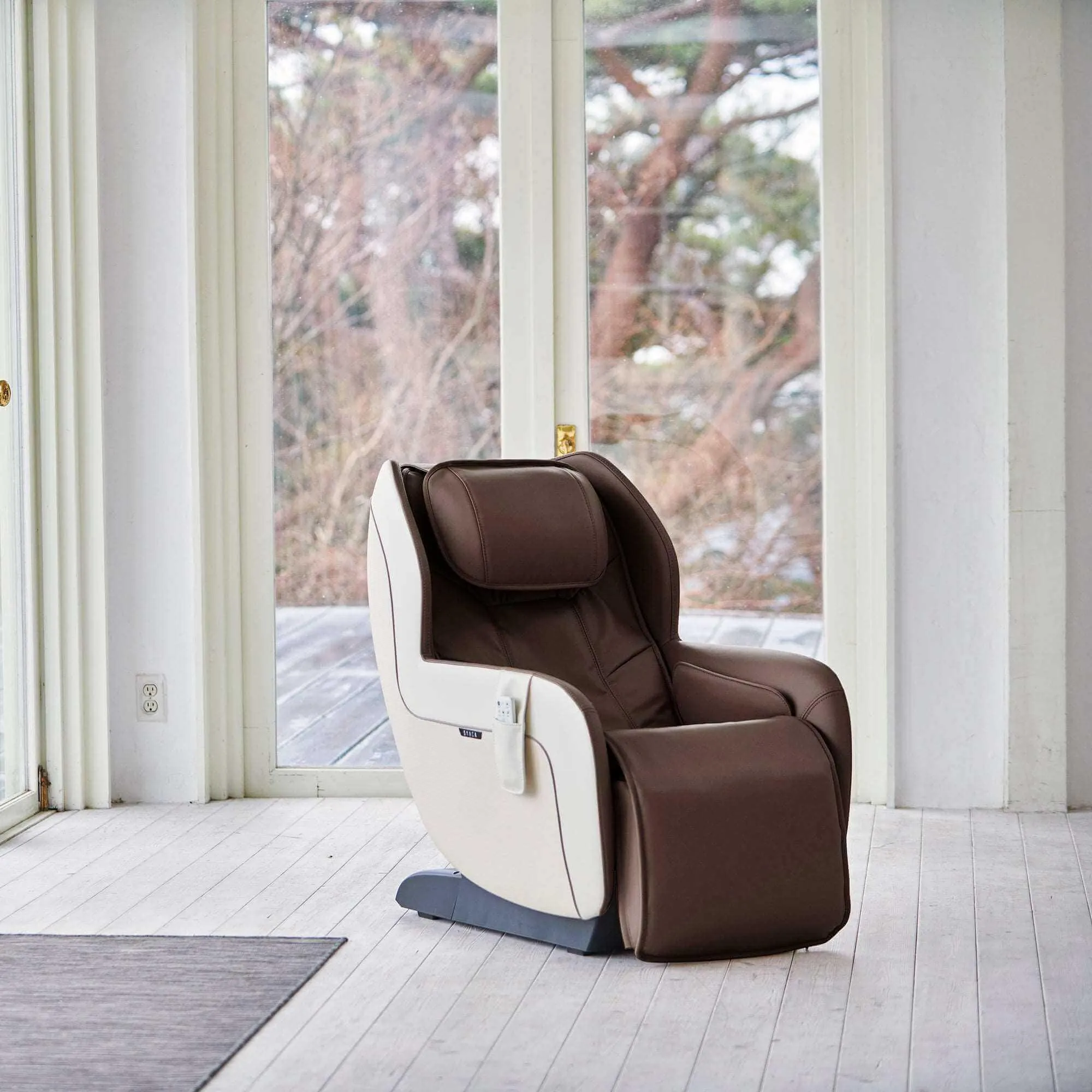 CirC  Zero Gravity SL Track Heated Massage Chair