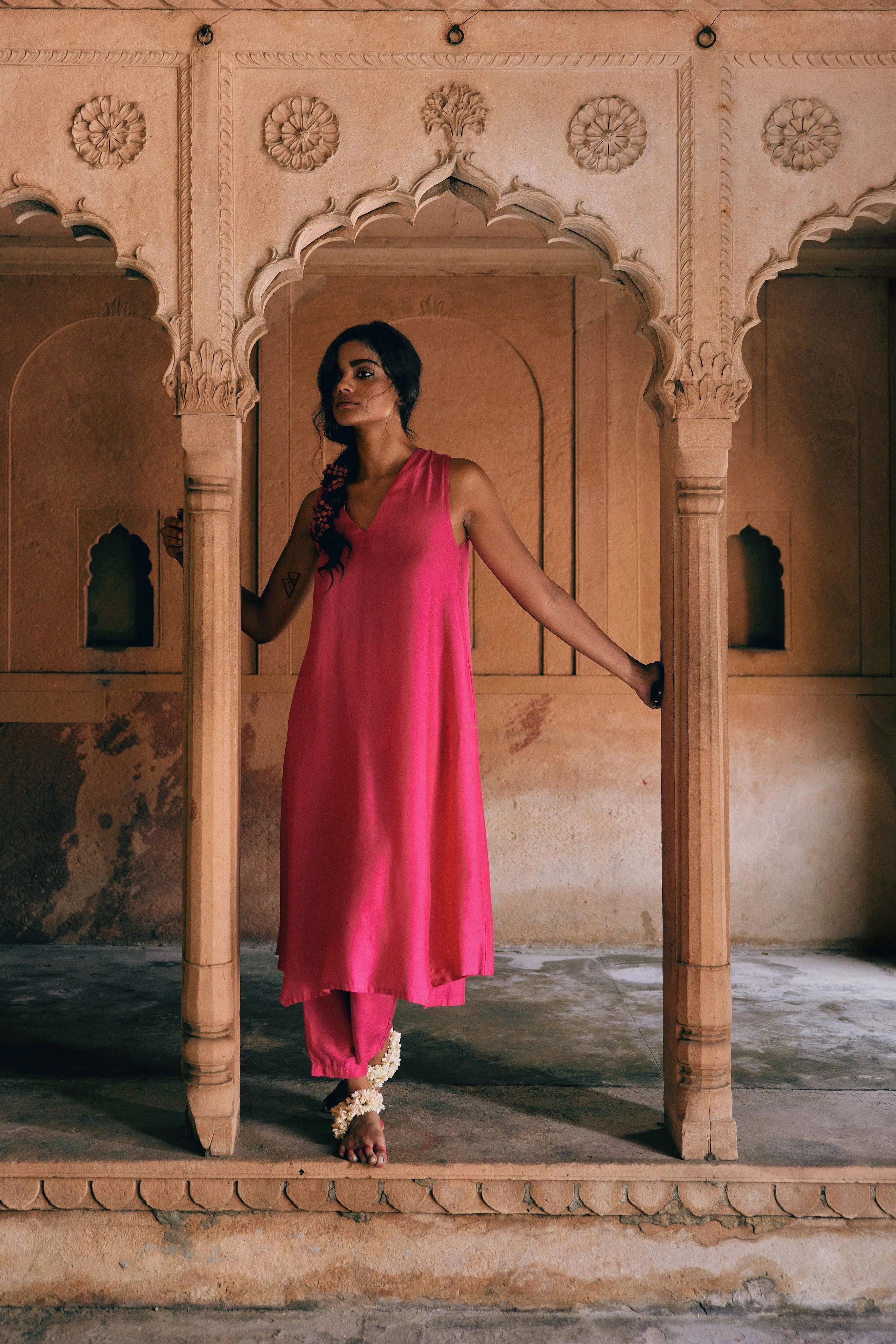 Silk Pink Sleeveless Kurta Pant Set